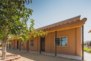 326 Coates Dr #B, El Paso, TX 79932