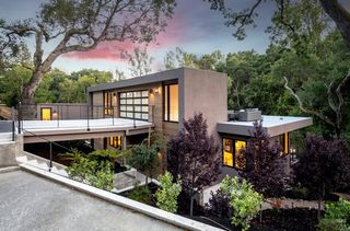 327 Hillside Dr, Woodside, CA 94062