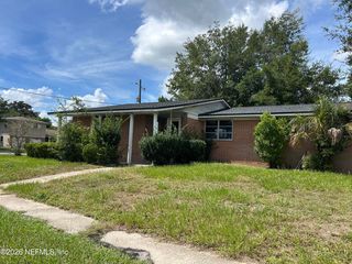 5820 PORSCHE Road, Jacksonville, FL 32244