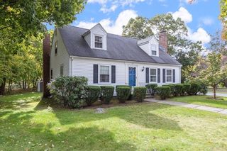 30 Richards Cir, Newton, MA 02465