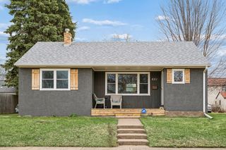 651 3rd Ave S, South Saint Paul, MN 55075