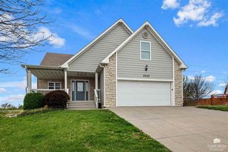 3727 Peachtree Cir, Manhattan, KS 66503