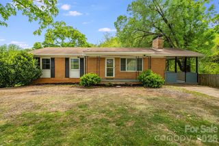 2956 New Leicester Hwy, Leicester, NC 28748
