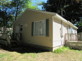 2708 Worden St, Norton Shores, MI 49444
