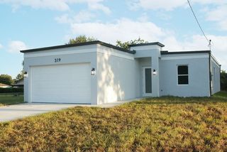 319 Nogales St, Fort Myers, FL 33916