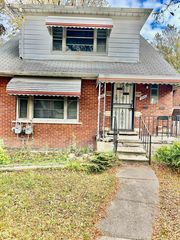 5580 Lakeview St, Detroit, MI 48213