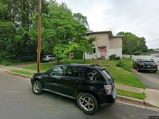 4131 Leonard Dr, Fairfax, VA 22030