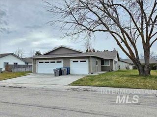 5809 W  Ellens Ferry Dr, Boise, ID 83703