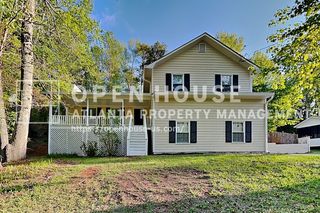 211 Powder Mill Dr, Dallas, GA 30157