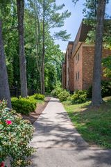 250 Colonnade Dr #bf96f5bcb, Charlottesville, VA 22903