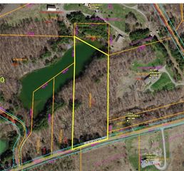 Eberhart Rd NE, Dover, OH 44622