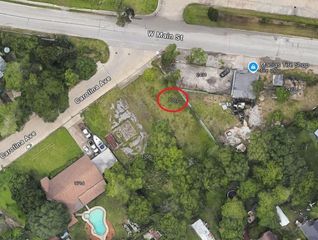 1702 Carolina St, Baytown, TX 77520