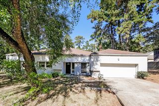 15470 Carmel Dr, Willis, TX 77318