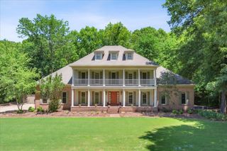 9280 Ellen Davies Dr, Bartlett, TN 38133