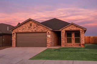616 E  16th St, Wolfforth, TX 79382
