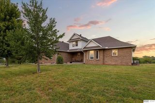 561 S  26th Rd, Syracuse, NE 68446