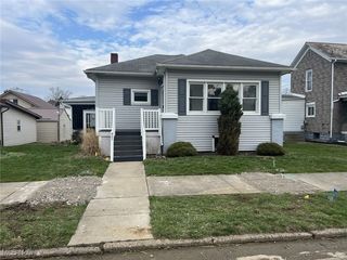807 N  3rd St, Dennison, OH 44621
