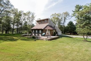 6 Leonard St, Lakeville, MA 02347