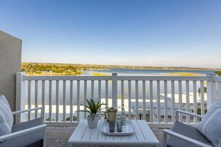 4015 Crown Point Dr #P6, San Diego, CA 92109