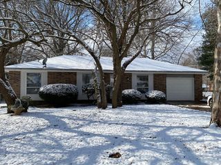 2015 S  Franklin Ave, Springfield, MO 65807