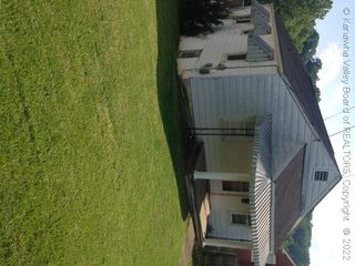 4070 40th St, Nitro, WV 25143