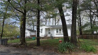 15 Classon Avenue, Mastic, NY 11950