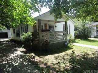 1432 Addie St, Batesville, AR 72501