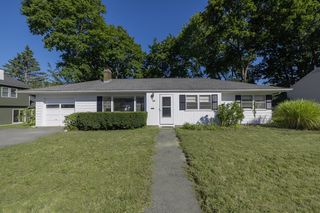 23 Spring Valley Rd, Natick, MA 01760