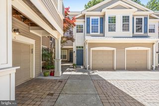 11406 Windleaf Ct #8, Reston, VA 20194
