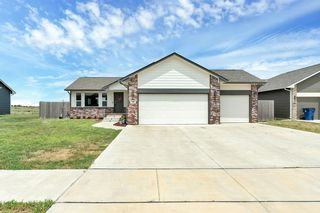 260 W  Dusk Dr, Rose Hill, KS 67133