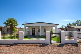 745 W SOUTHGATE Avenue, Phoenix, AZ 85041