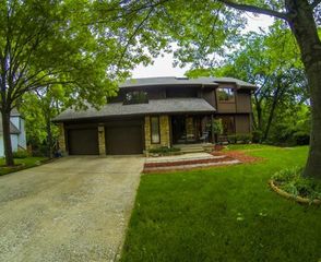 11919 Harrison St, Kansas City, MO 64146