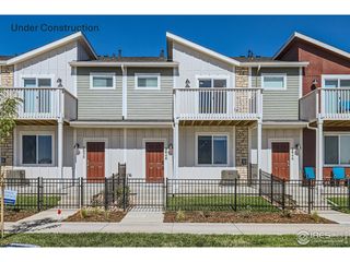 2744 Bear Springs Cir, Longmont, CO 80503
