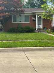 23218 Park St, Dearborn, MI 48124