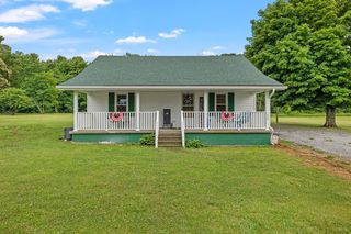 5680 Alum Springs Rd, Danville, KY 40422