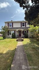 520 Winsor St, Bound Brook, NJ 08805