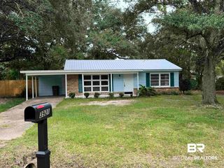 3921 W  Charmaine Cir, Mobile, AL 36605