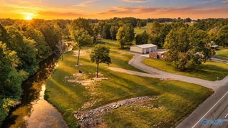 4383 Tammy Little Dr, Section, AL 35771
