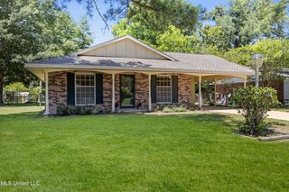 15929 Albany Dr, Biloxi, MS 39532