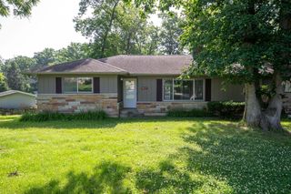 9637 Manor Woods Rd, Fort Wayne, IN 46804