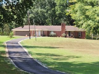 3255 Cayce Rd, Byhalia, MS 38611