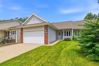 2626 Catskill Ct, Iowa City, IA 52245