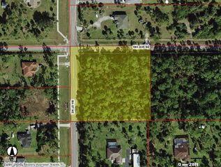 1778 8th St NE, Naples, FL 34120