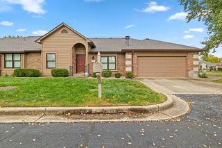 8935 Stonegate Rd #A, Indianapolis, IN 46227