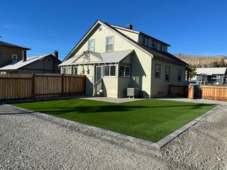 220 E  Chelan Ave, Chelan, WA 98816