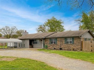 2507 Barbara Ln, Lavaca, AR 72941