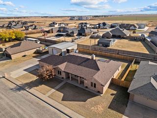 907 12th St, Wolfforth, TX 79382
