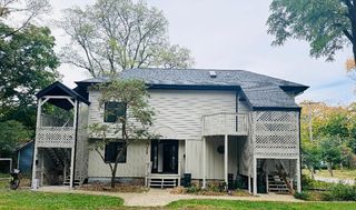 348 1st St, Batavia, IL 60510