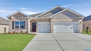 127 Duskwood Dr, Harvest, AL 35749