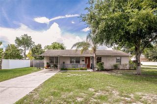 717 N  Disston Ave, Tavares, FL 32778